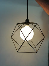 Cargar imagen en el visor de la galería, COLGANTE METÁLICO PRISMA