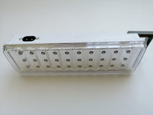 Cargar imagen en el visor de la galería, LUZ DE EMERGENCIA DE 30 LEDS RECARGABLE