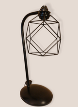 Cargar imagen en el visor de la galería, Lámpara de escritorio Figura de Prisma
